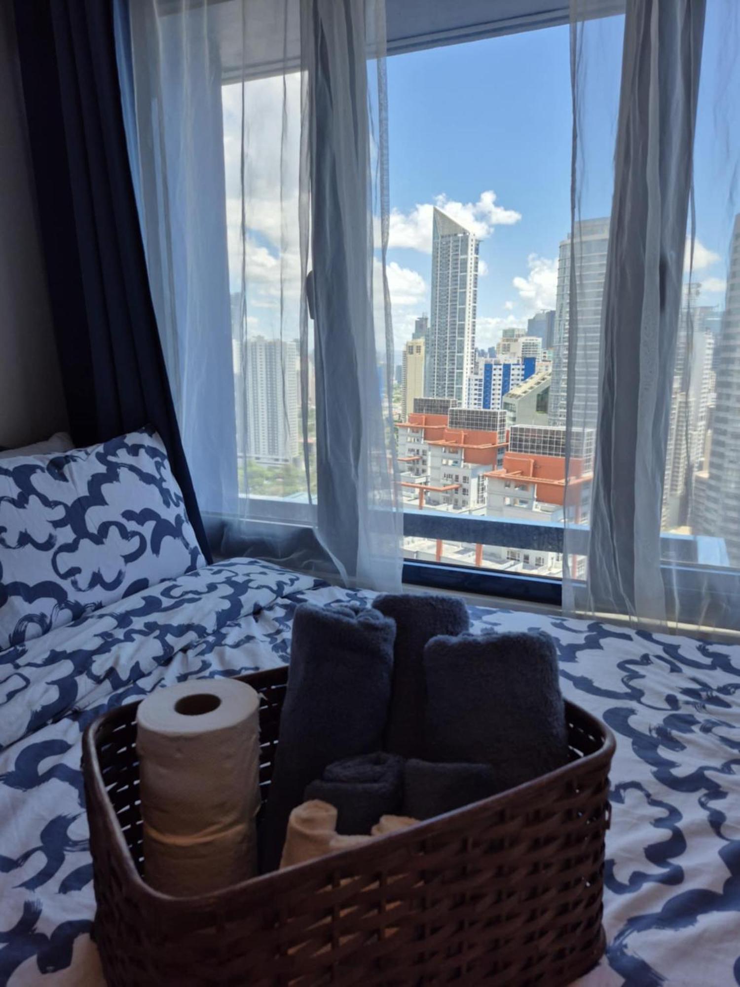 Air Residences Makati - Fully Furnished With Skyline Views! * Manila