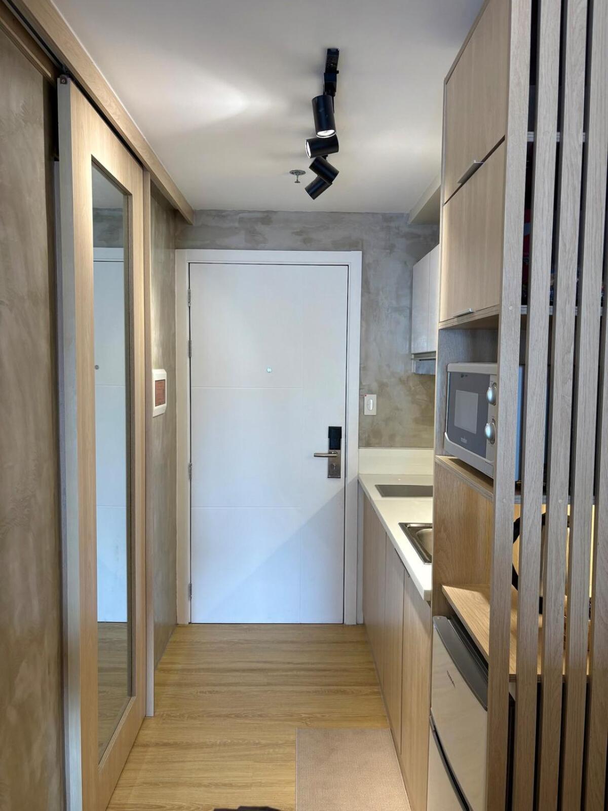 Apartment 1ldk Air In Makati Manila
