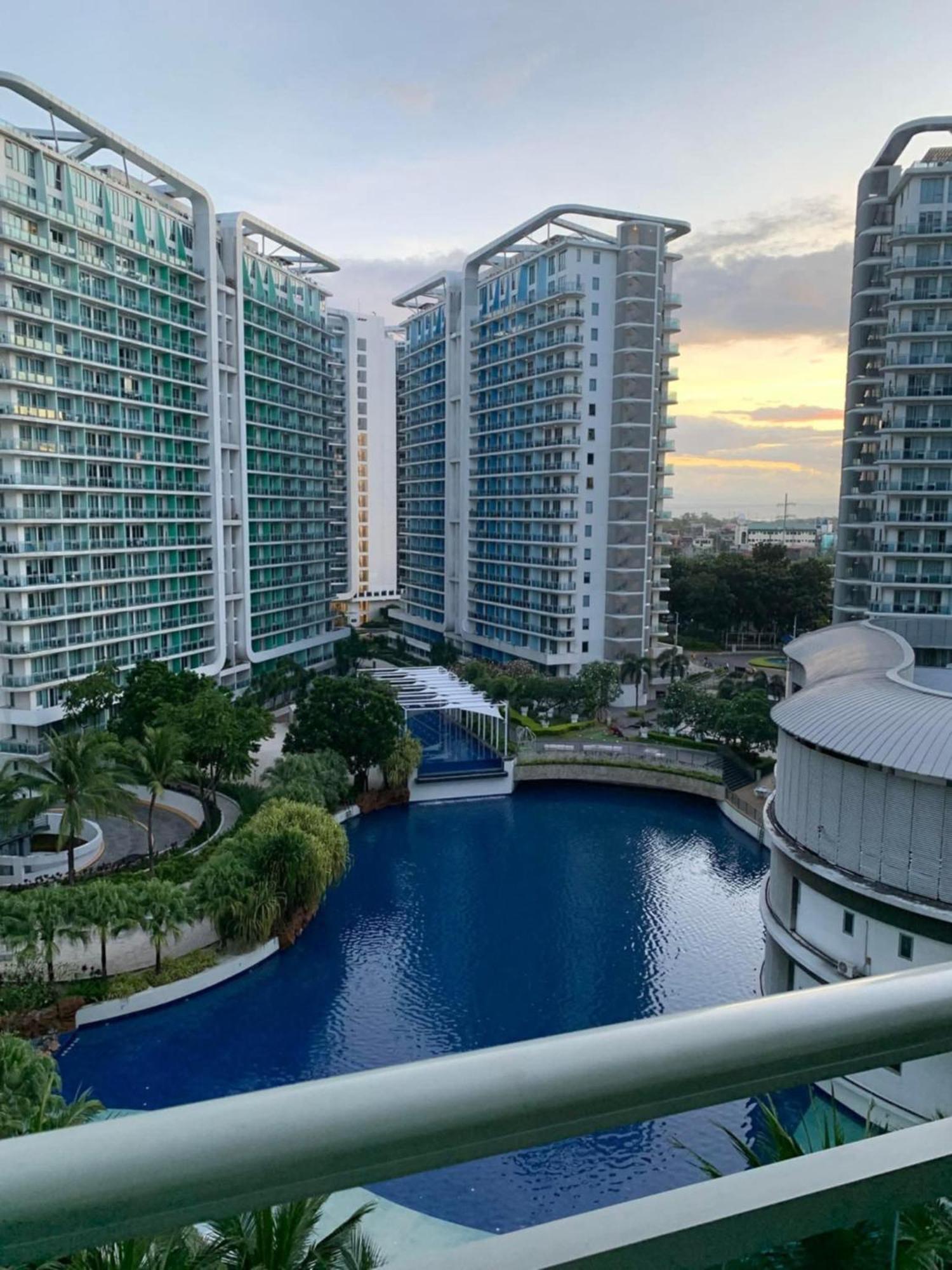 Azure Residences Boracay Tower *