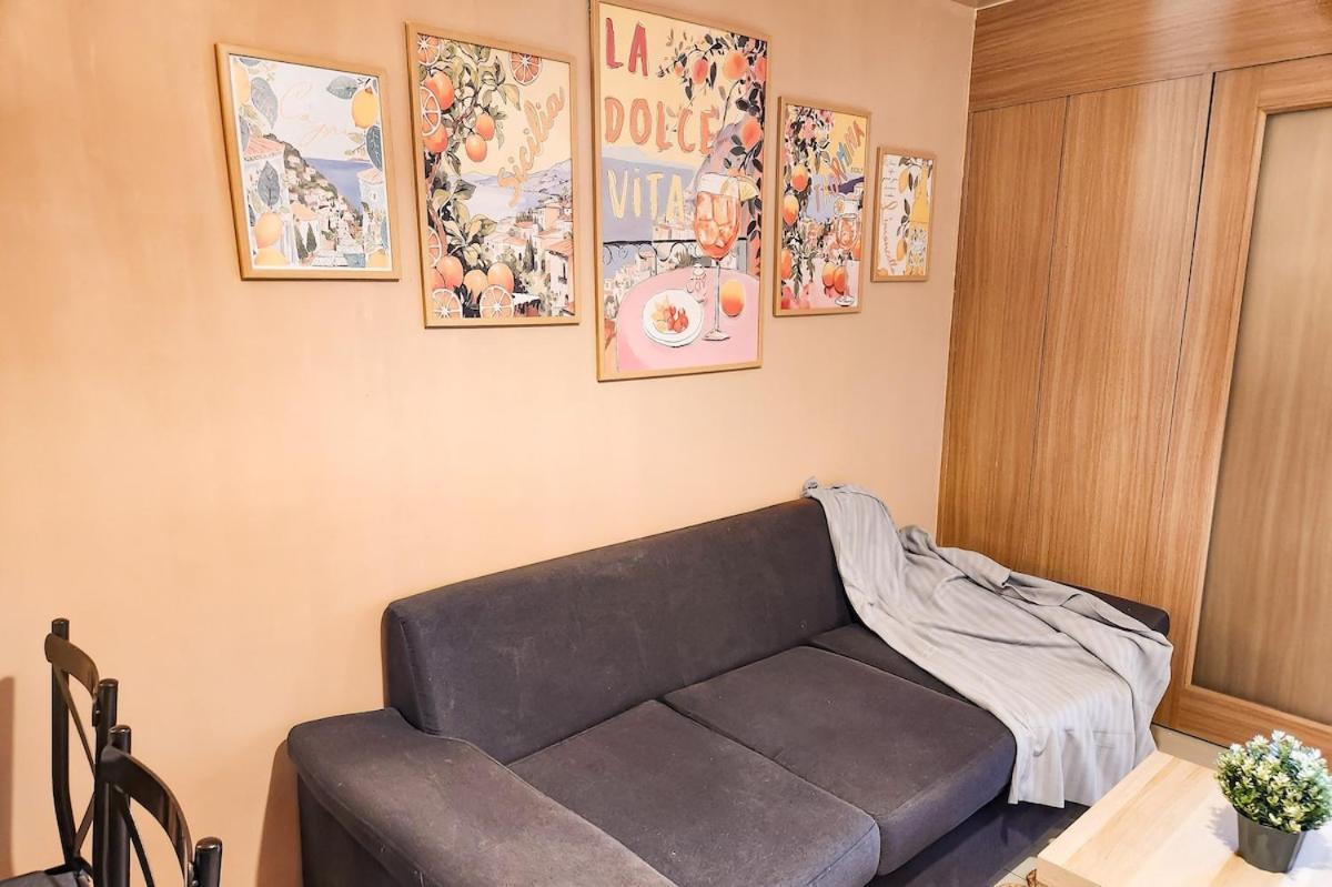 Spacious 1br 55sqm Moa With 100mbps Netflix Speakers