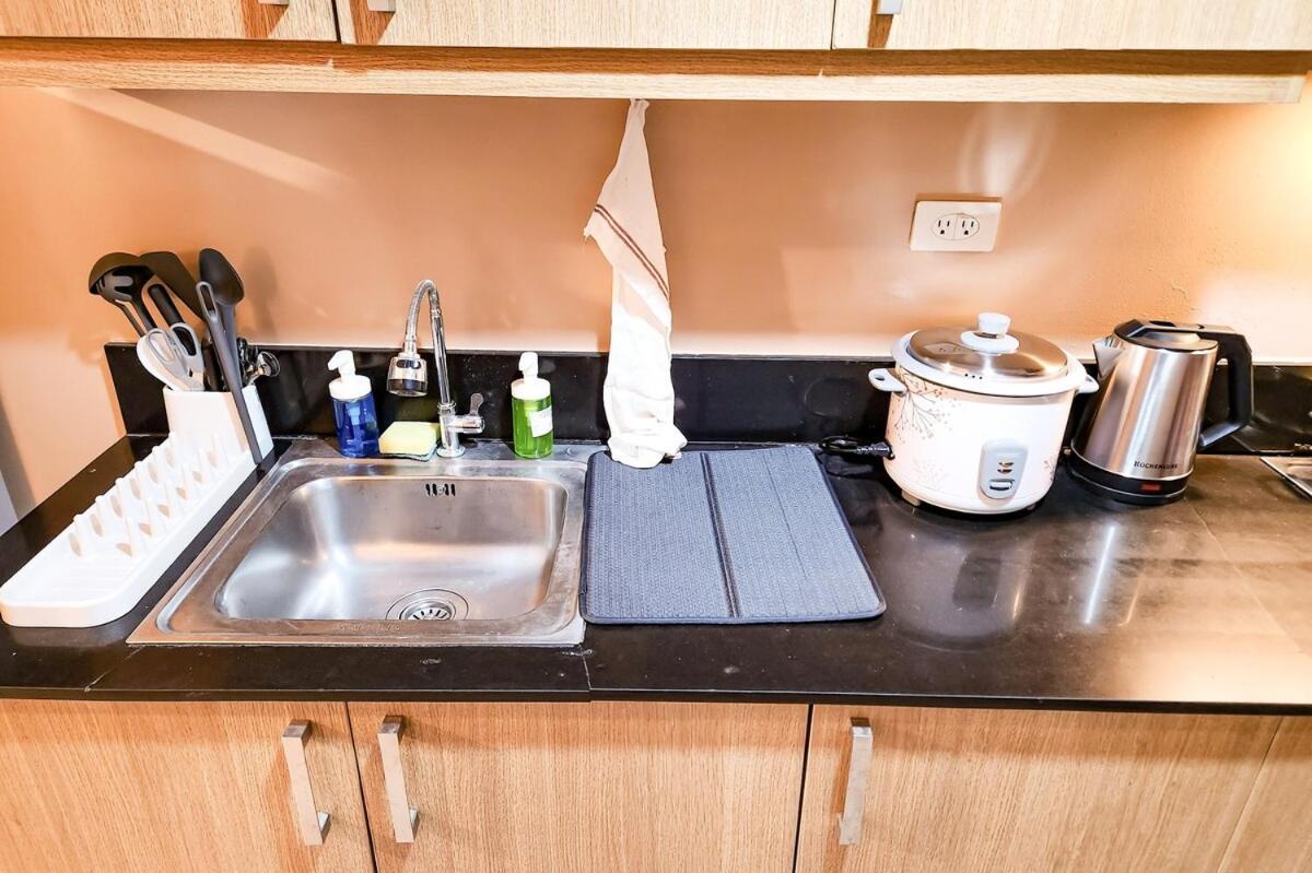 Spacious 1br 55sqm Moa With 100mbps Netflix Speakers *