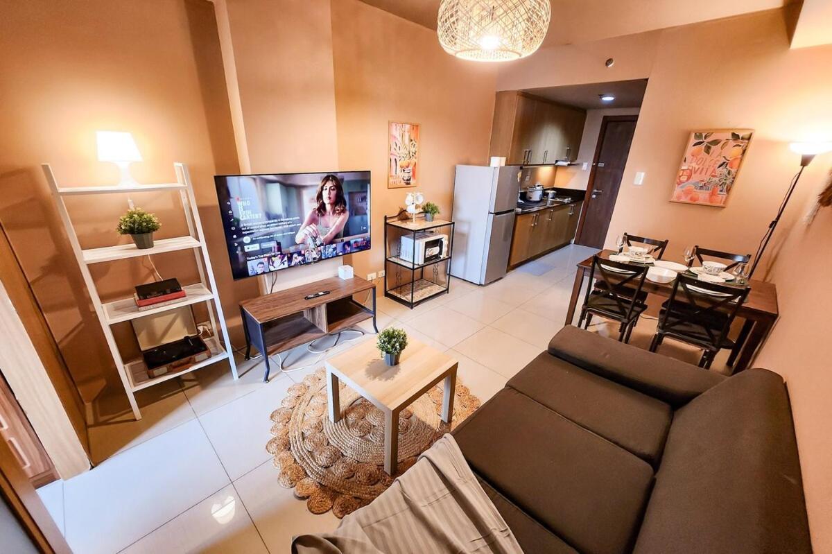 Spacious 1br 55sqm Moa With 100mbps Netflix Speakers * Manila