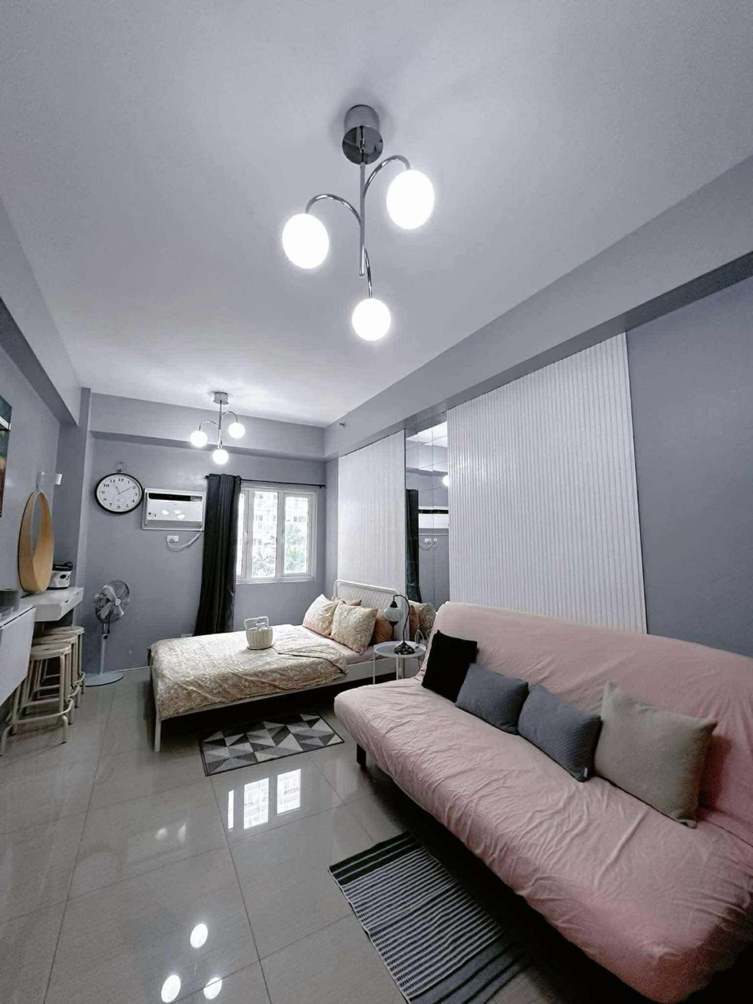Tresmarias At Shore Residences Mall Of Pasay *