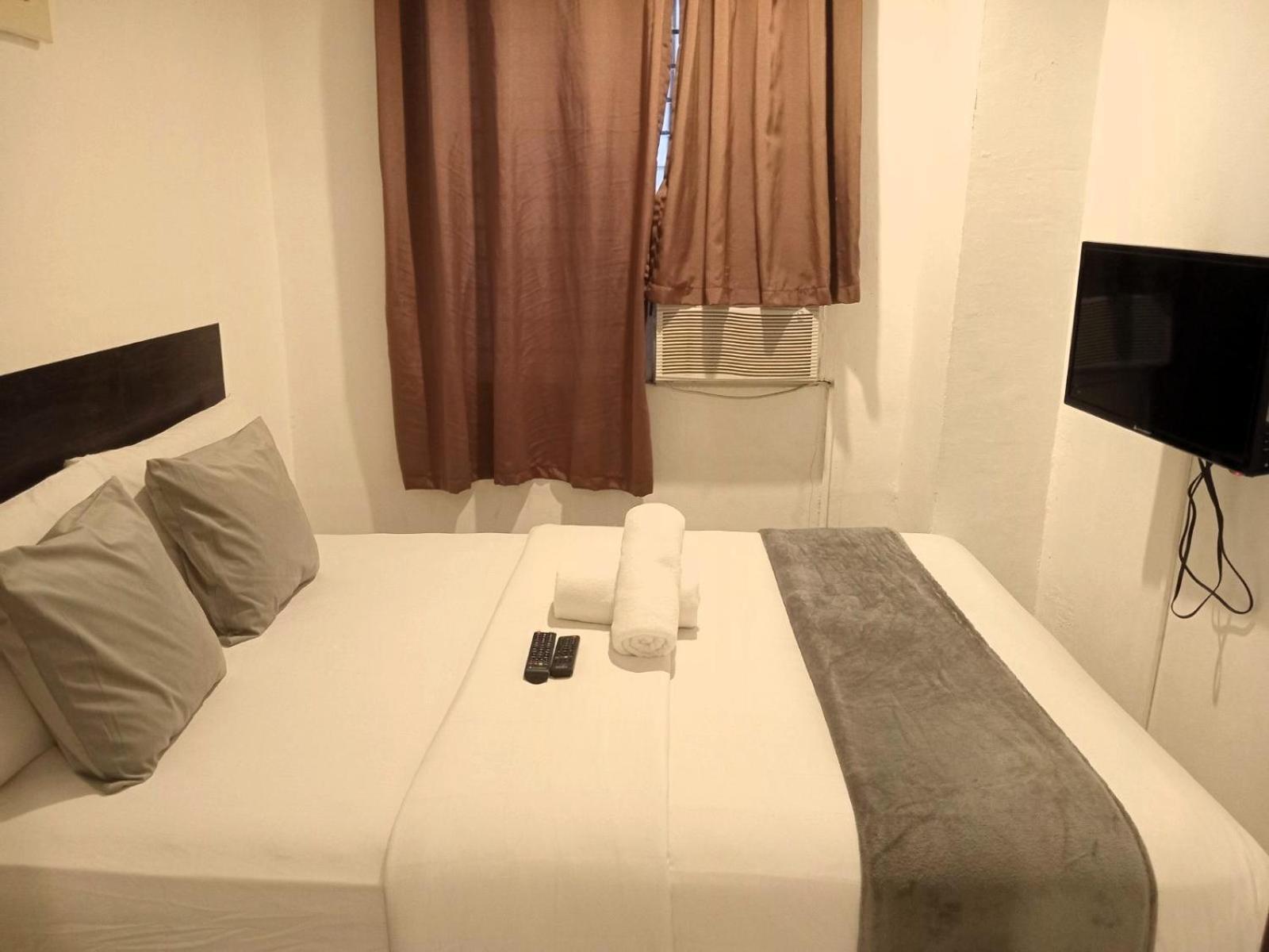 Hotel Circuit 3*