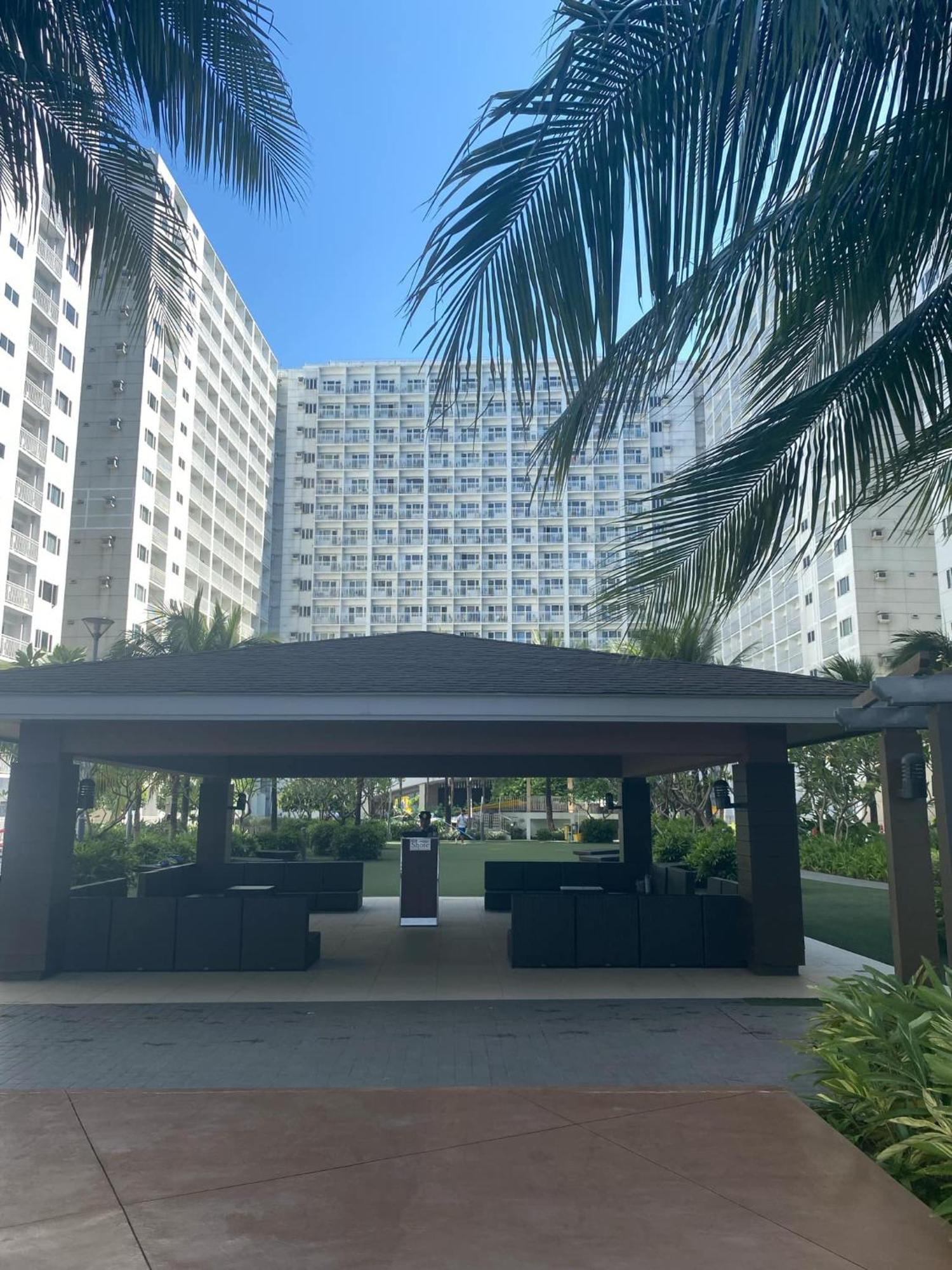 Wind And Sea At Shore 1 Residences Apartment