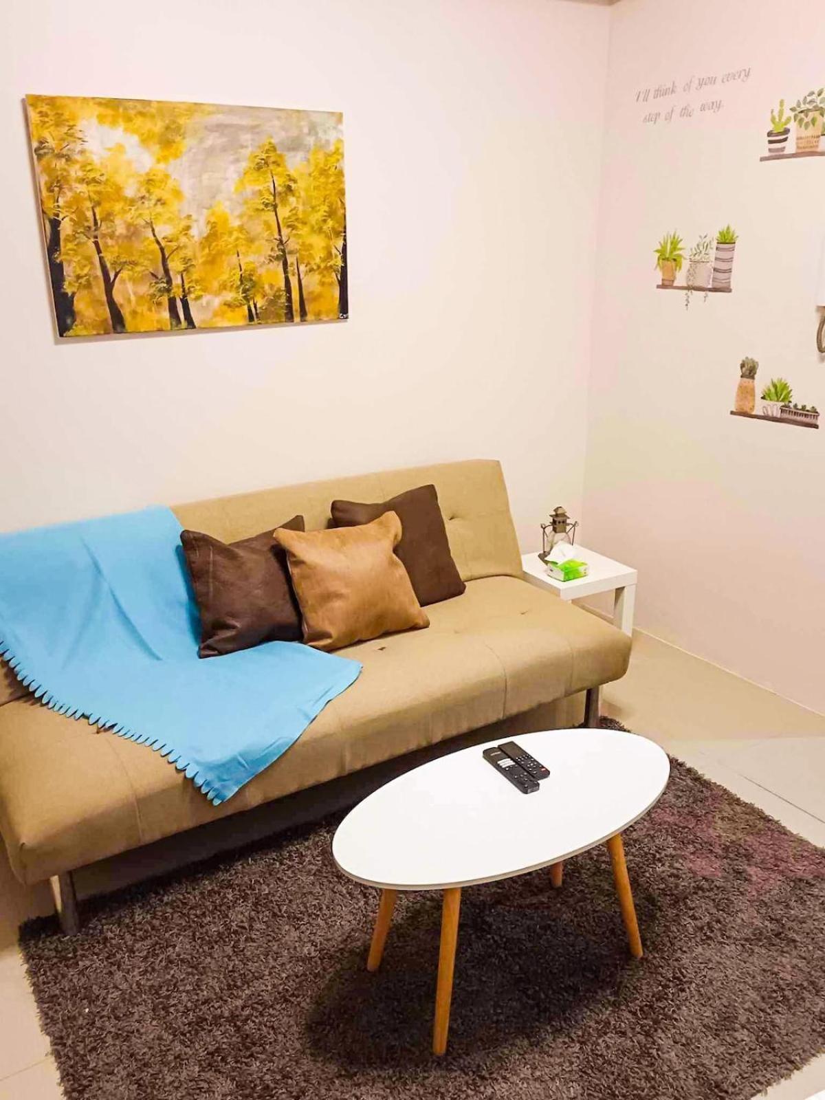 Apartment Crizzy's Hub Sariel At Shore Residences Manila