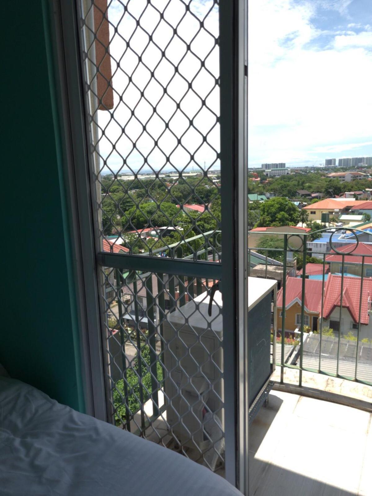Apartment Spacious & Cozy 1-bedroom, Sleeps 2-4 Manila