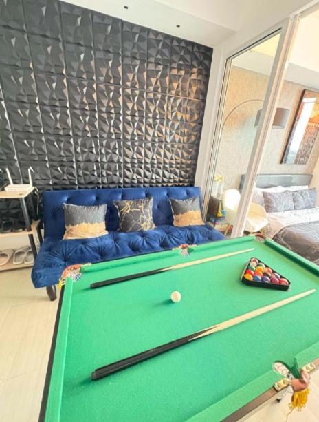 Celestial Sphere Staycation At Azure Urban Residences Aparthotel