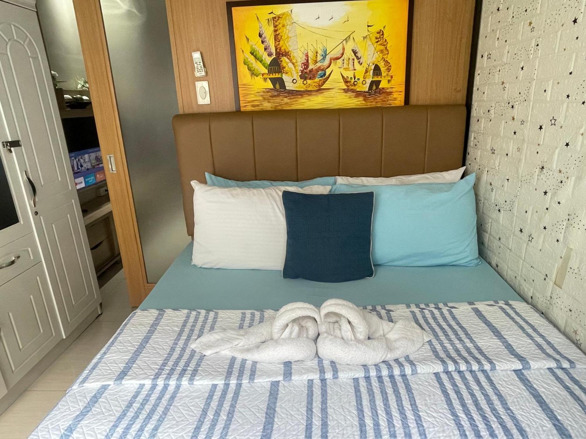Moa Shell Residences - Big Balcony Facing Pool Apartment