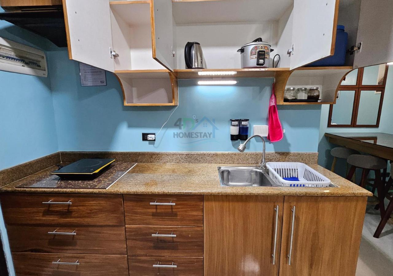 Spacious & Cozy 1-bedroom, Sleeps 2-4 *