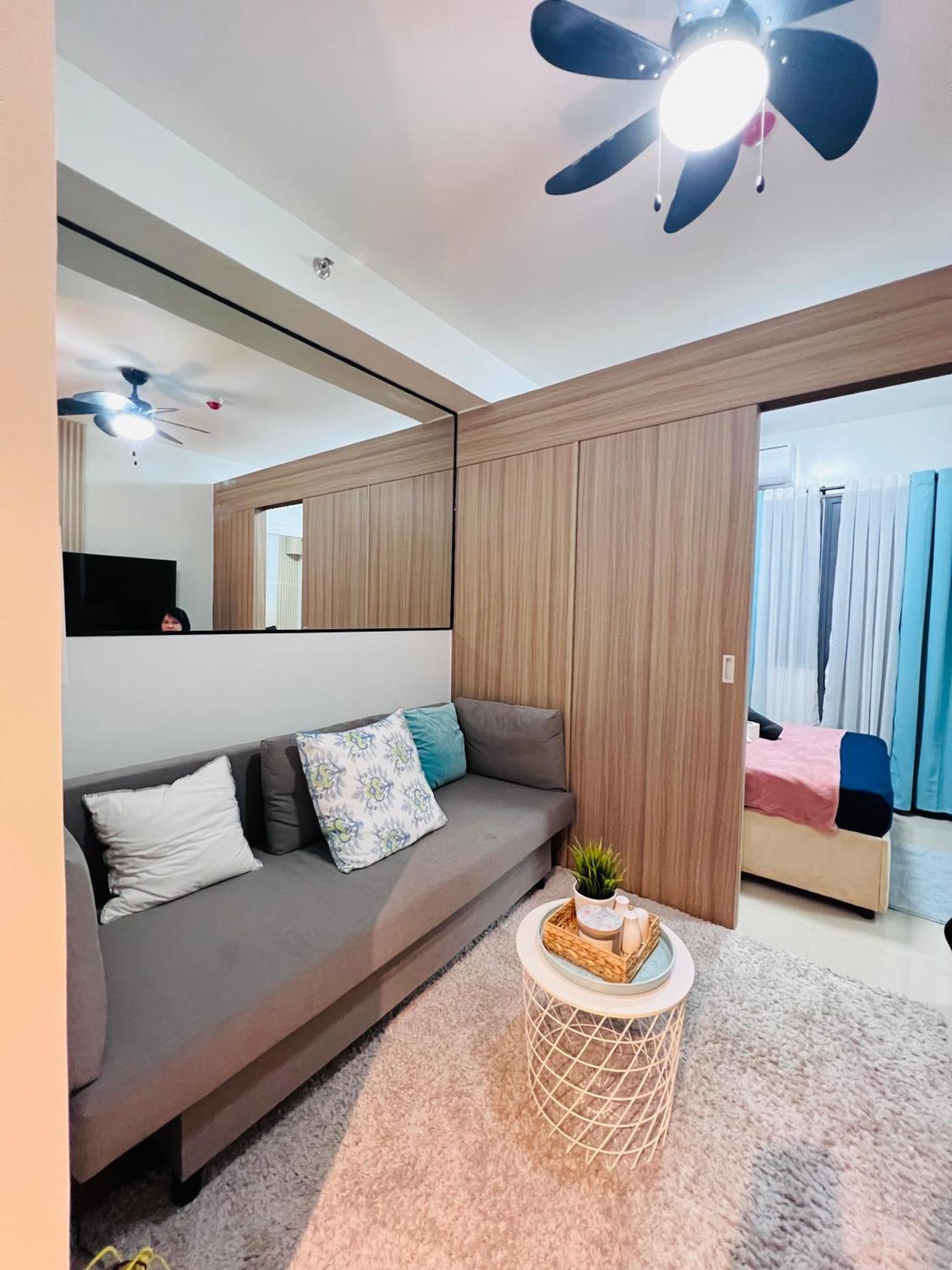 Staycation Near Sm Moa By Shara Dungo Aparthotel