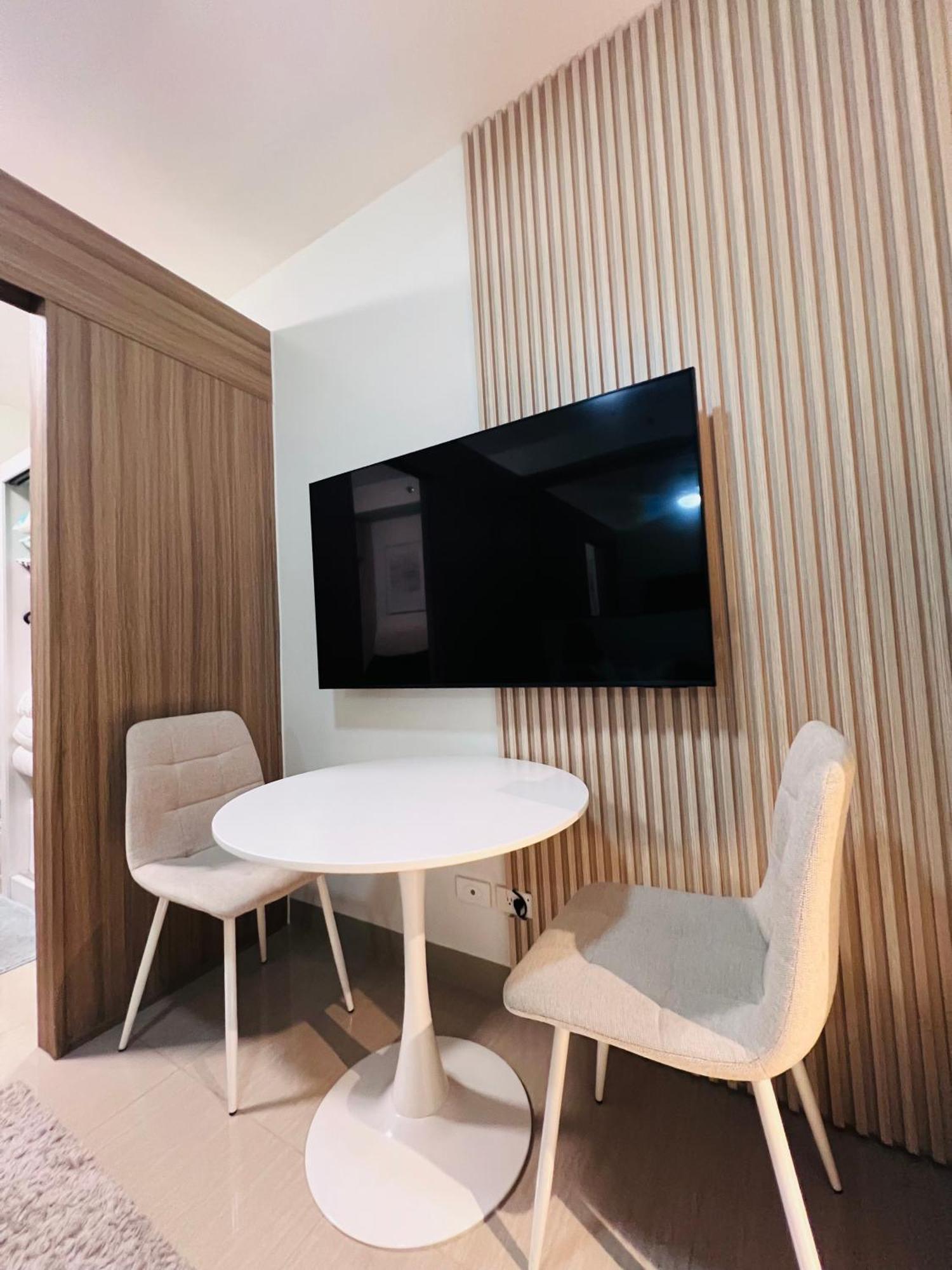 Staycation Near Sm Moa By Shara Dungo Aparthotel Manila