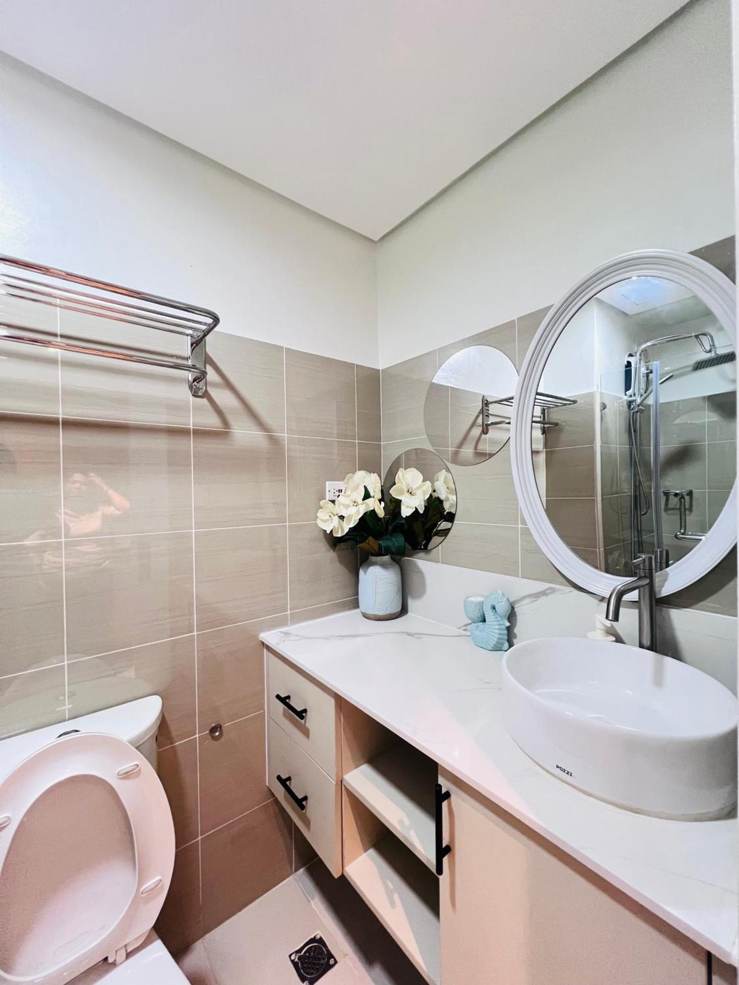 Staycation Near Sm Moa By Shara Dungo Aparthotel