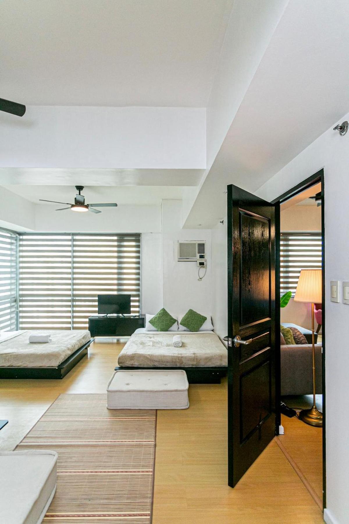 2br In Bgc * Manila