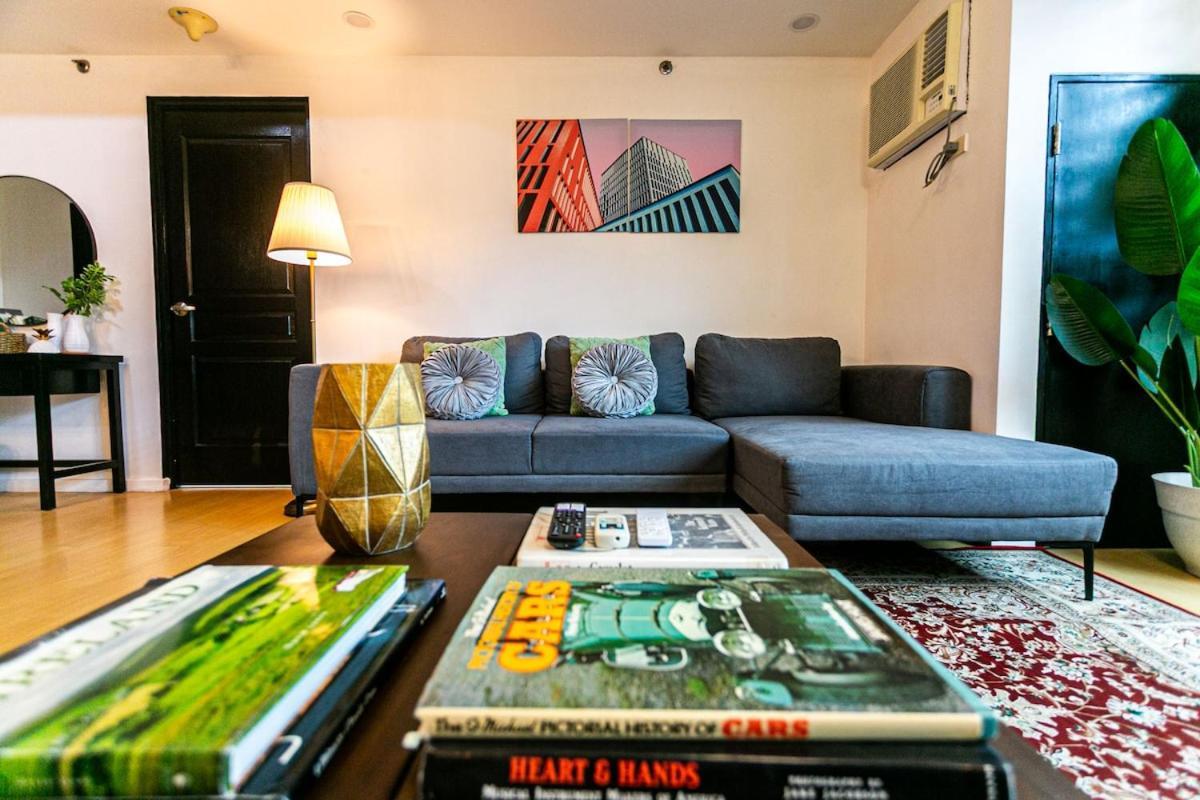 2br In Bgc Manila
