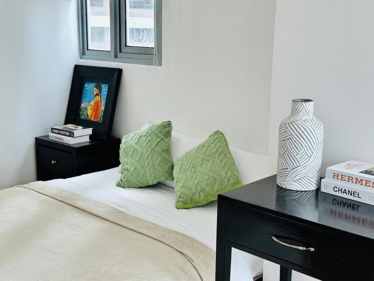 2br In Bgc *