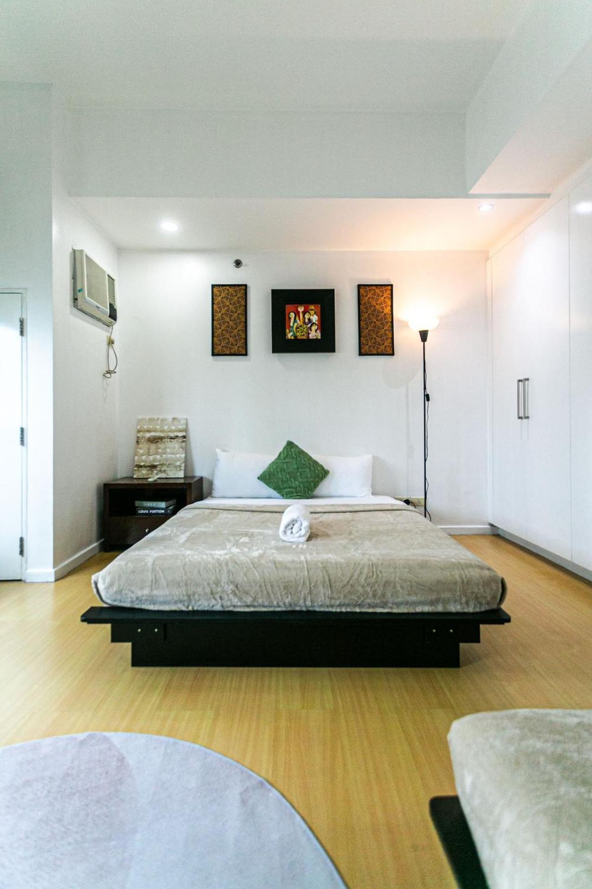 Apartment 2br In Bgc Manila