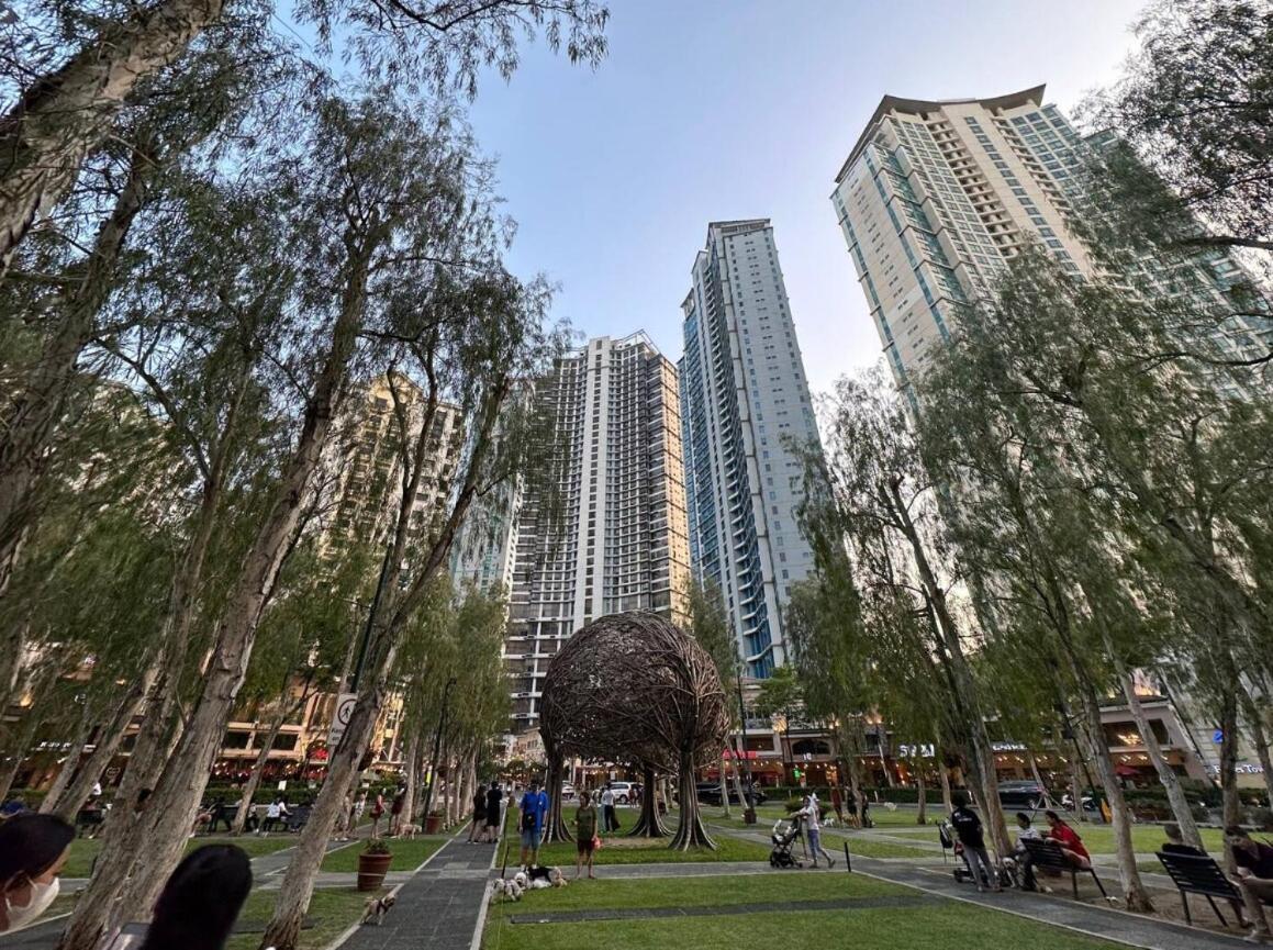 2br In Bgc Manila