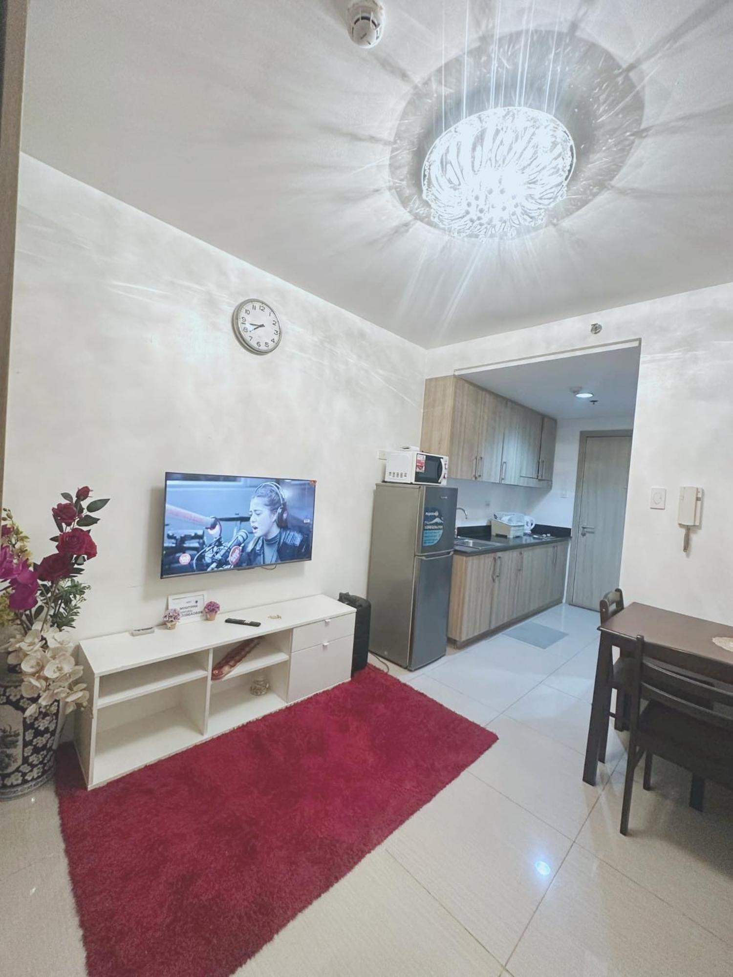 Shore Residences Near Moa