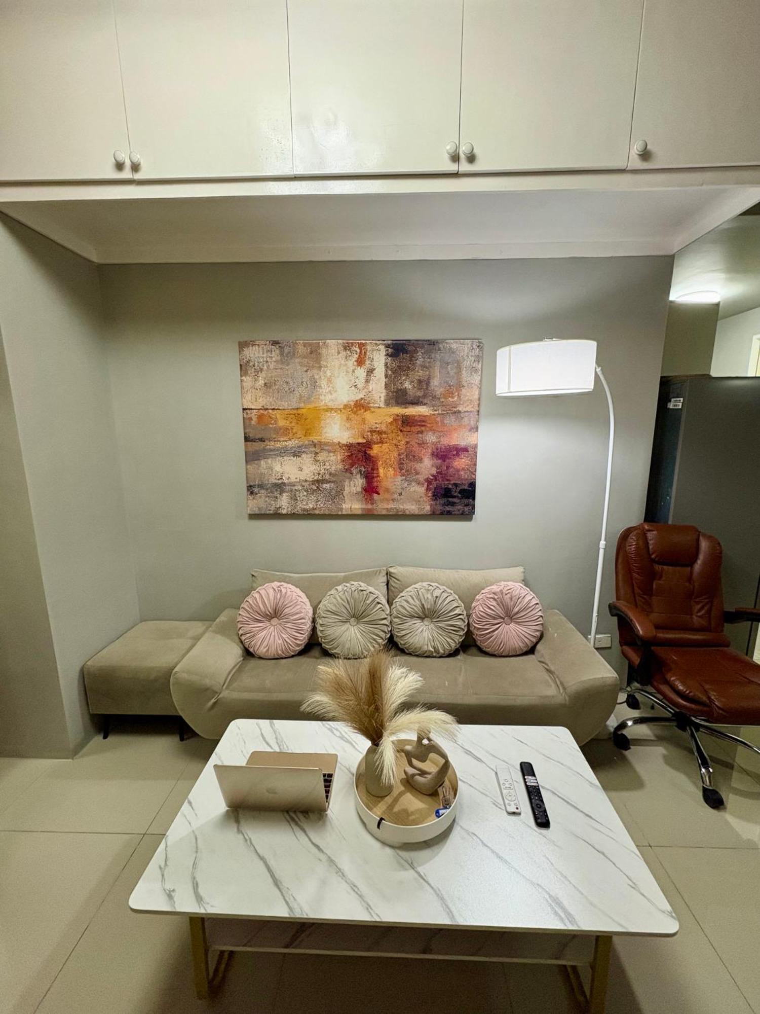 Comfy Cozy Staycation