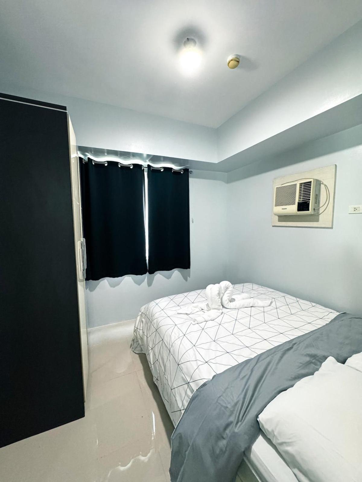 Mall Of 2br At Sea Residences With Wifi * Manila
