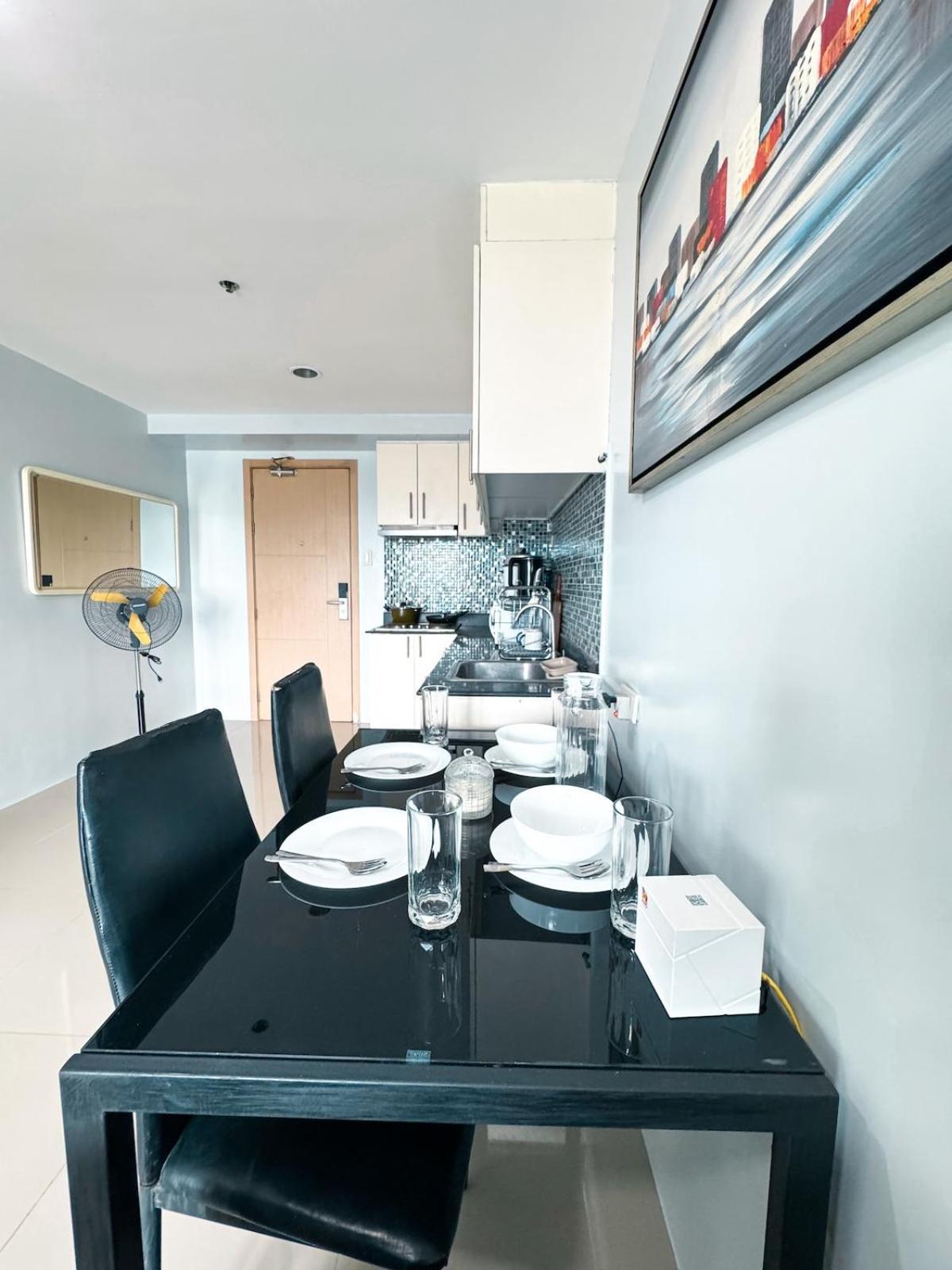 Mall Of 2br At Sea Residences With Wifi Apartment