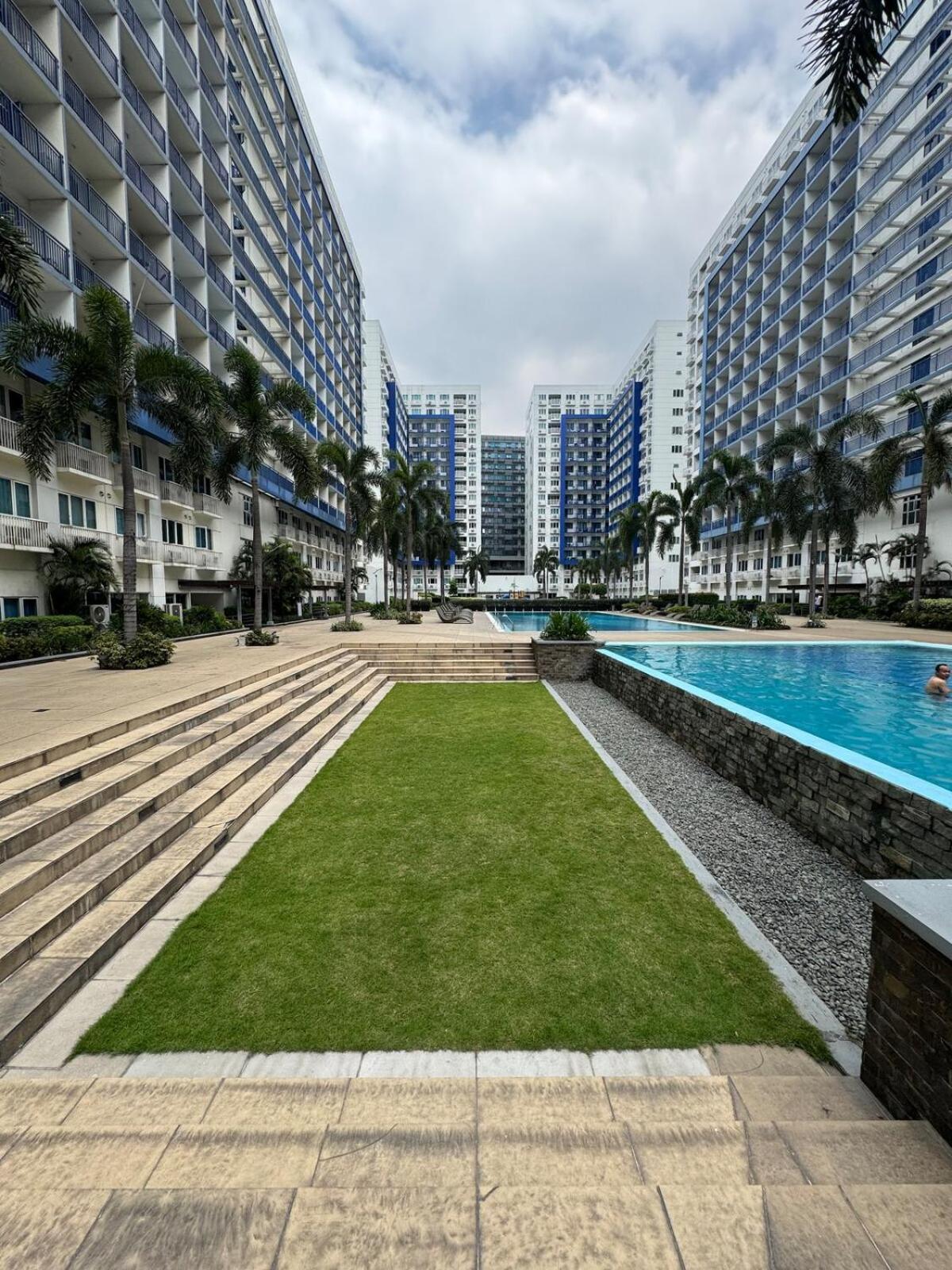 Mall Of 2br At Sea Residences With Wifi Apartment
