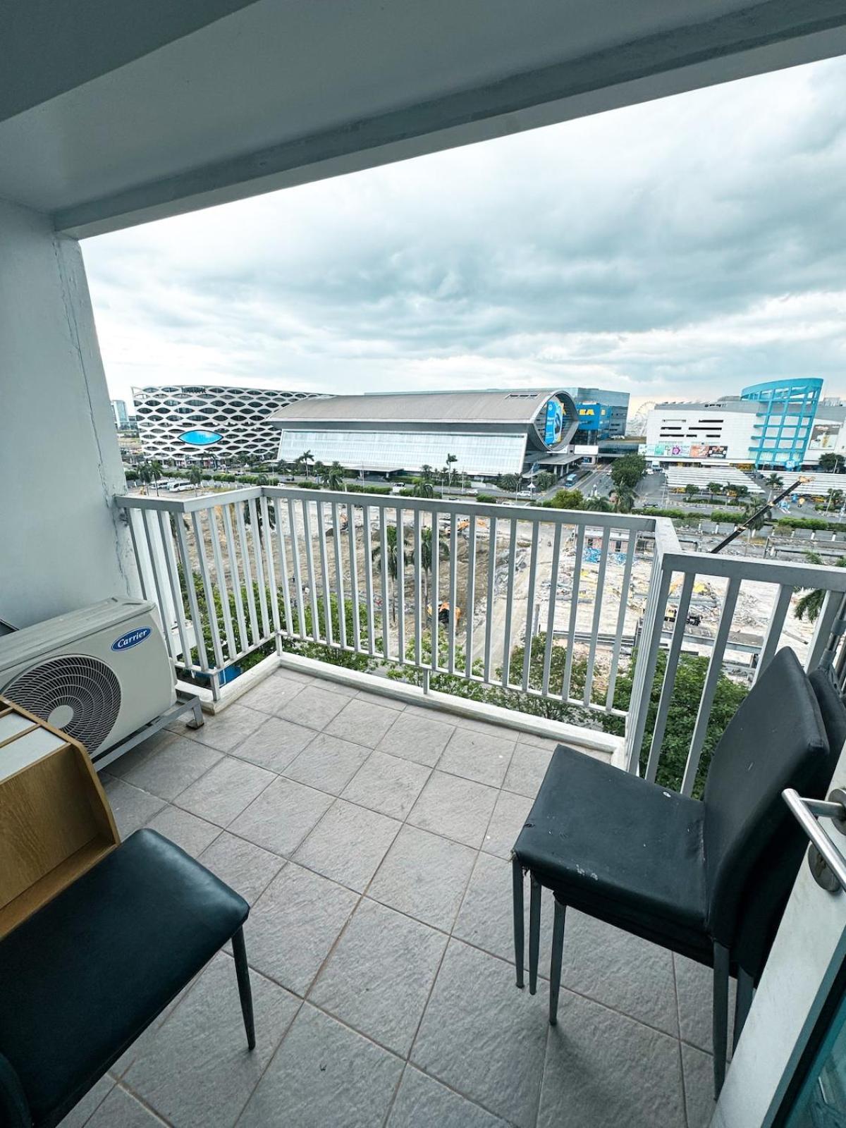Mall Of 2br At Sea Residences With Wifi * Manila
