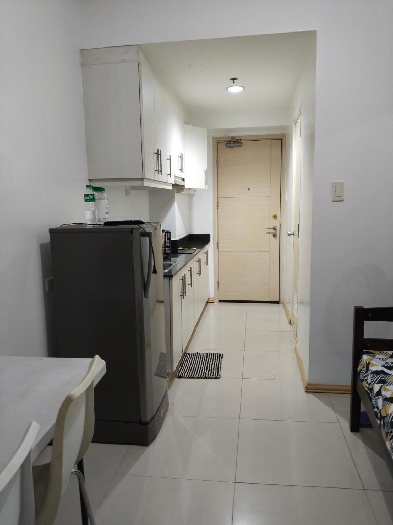 Mall Of Sea Condotel Hostel Manila