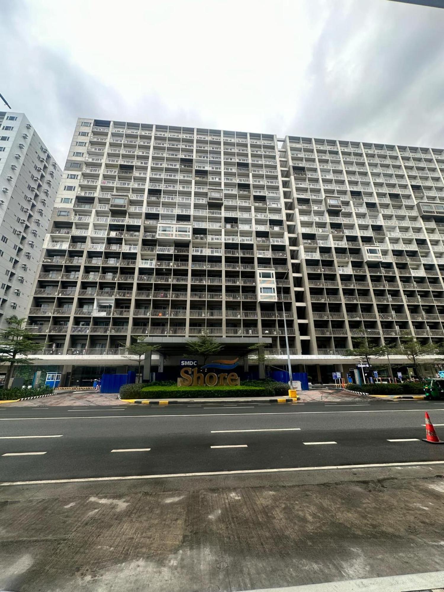 Shore Residences Near Moa Aparthotel