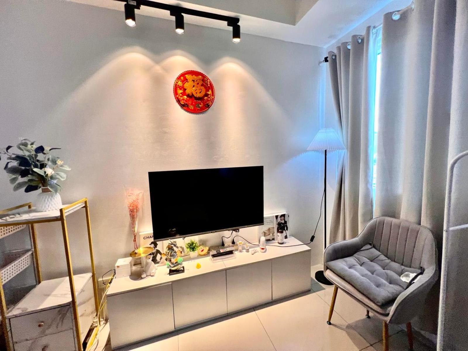 Makati Business District Residences Hotel *