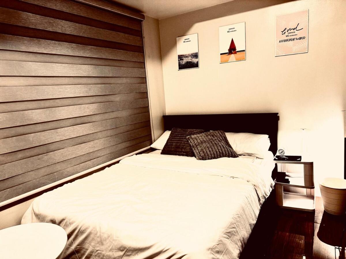 Apartment Luxurious 2 Bedroom Oasis In Air Residences With Bar Ktv And Games Manila