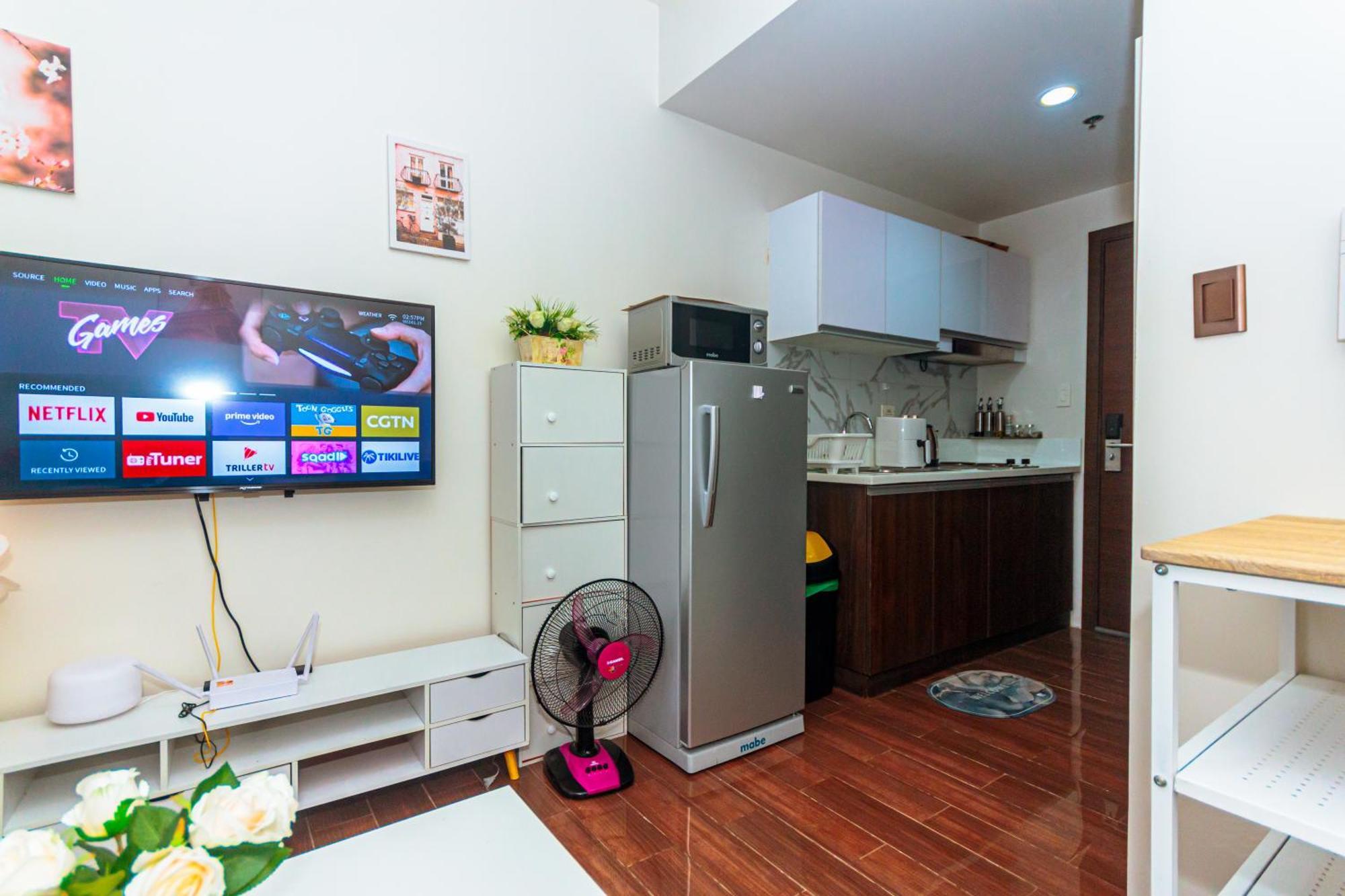 Air Penthouse 59 Gym Swim Park 300 Mbps