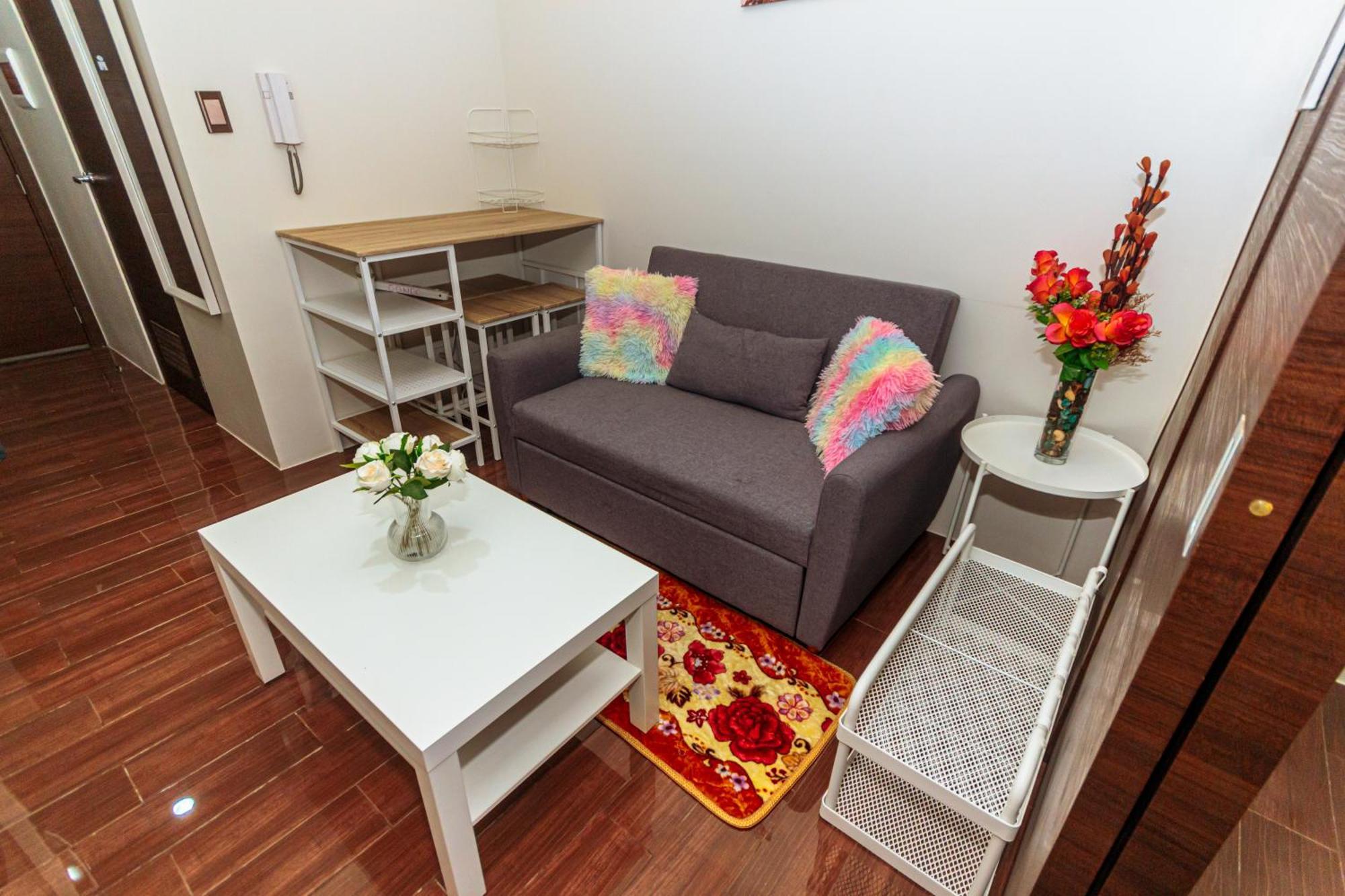 Apartment Air Penthouse 59 Gym Swim Park 300 Mbps