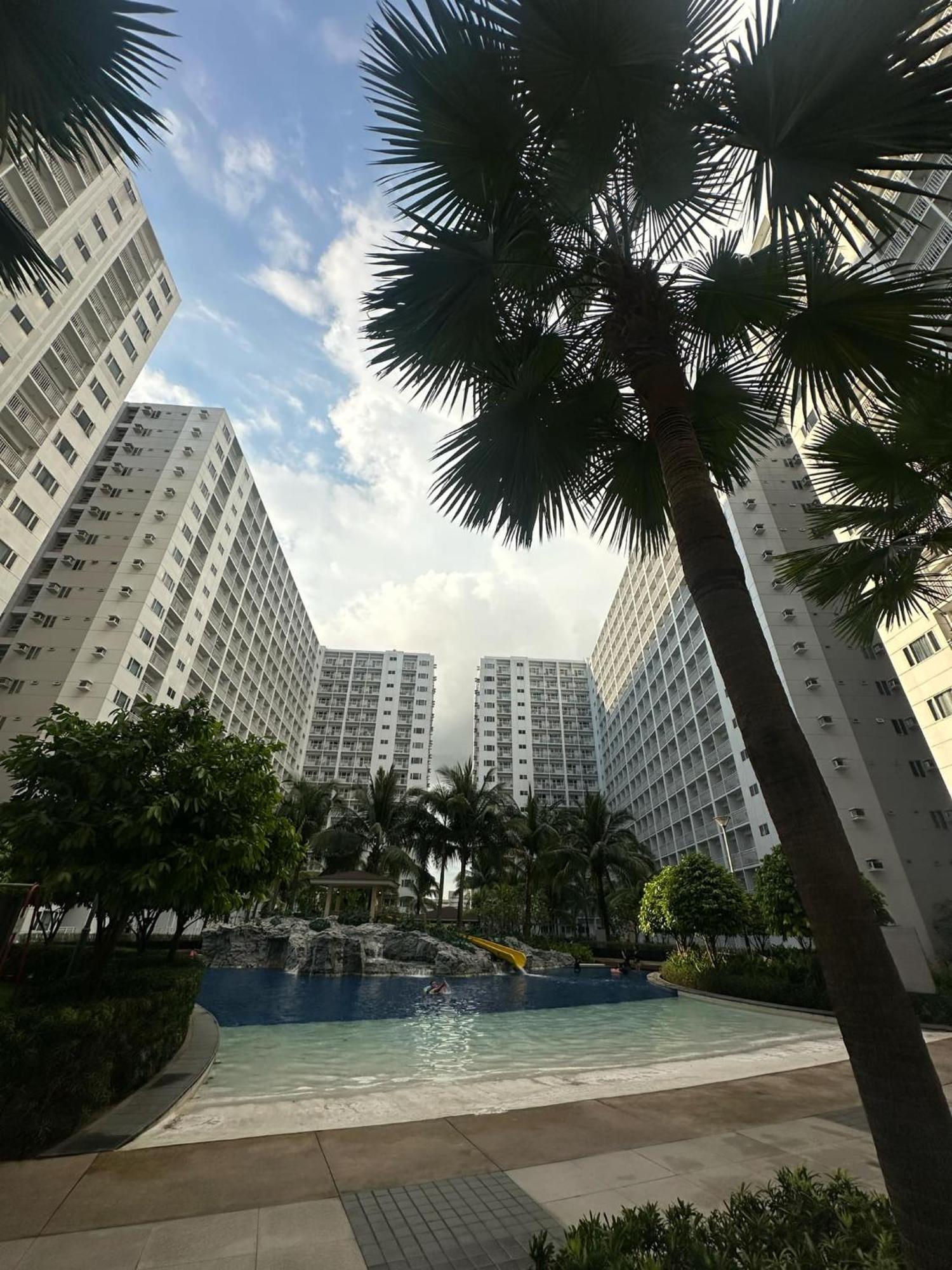 Aparthotel Shore Residences Near Moa *