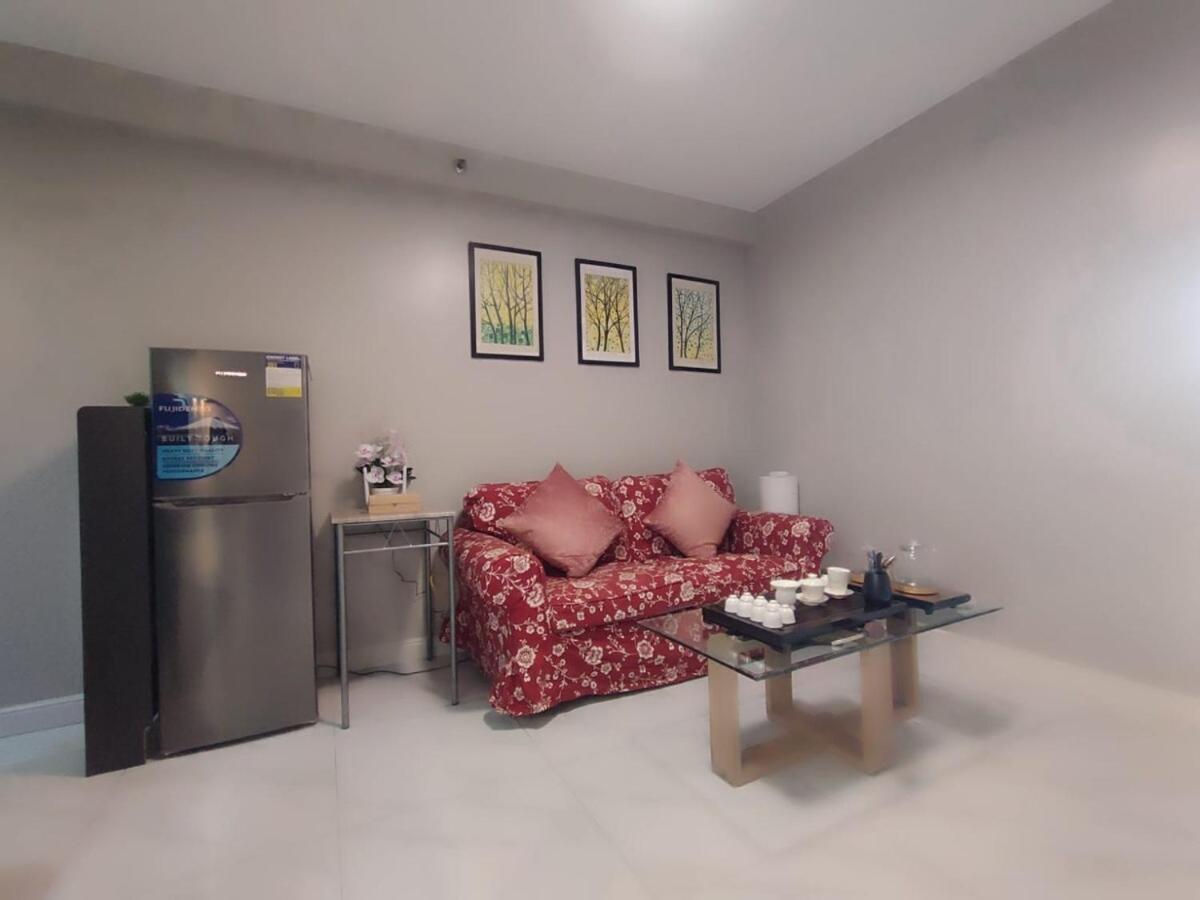 Staycation With Balcony And River View * Manila