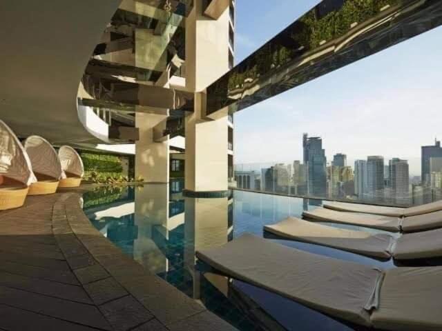 Affordable At Gramercy Makati With Balcony & Parking *