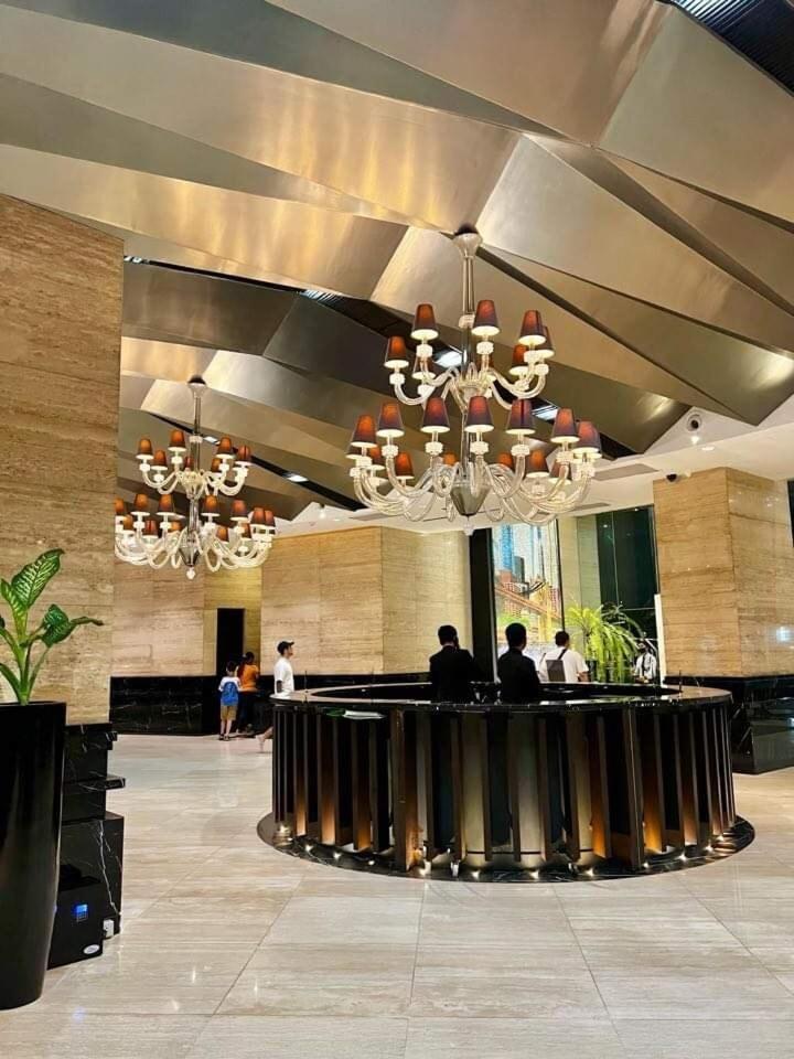 Affordable At Gramercy Makati With Balcony & Parking