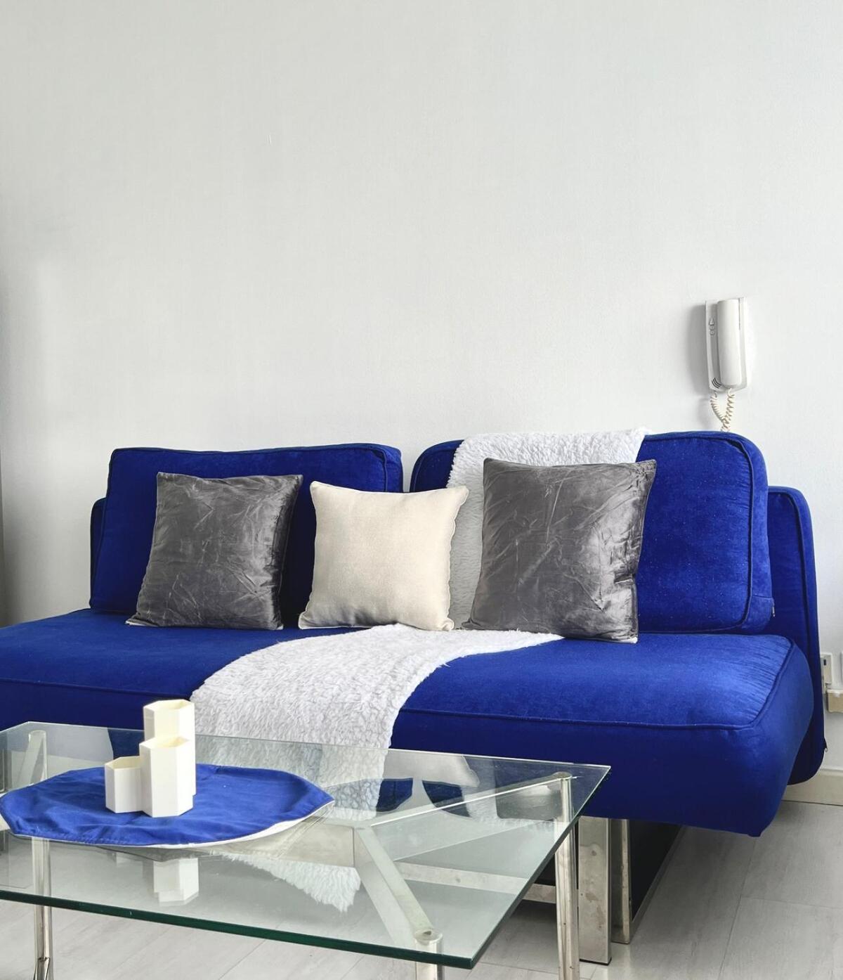 Affordable At Gramercy Makati With Balcony & Parking Apartment