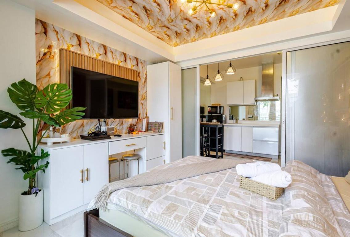 Miami Bed & Breakfast Manila