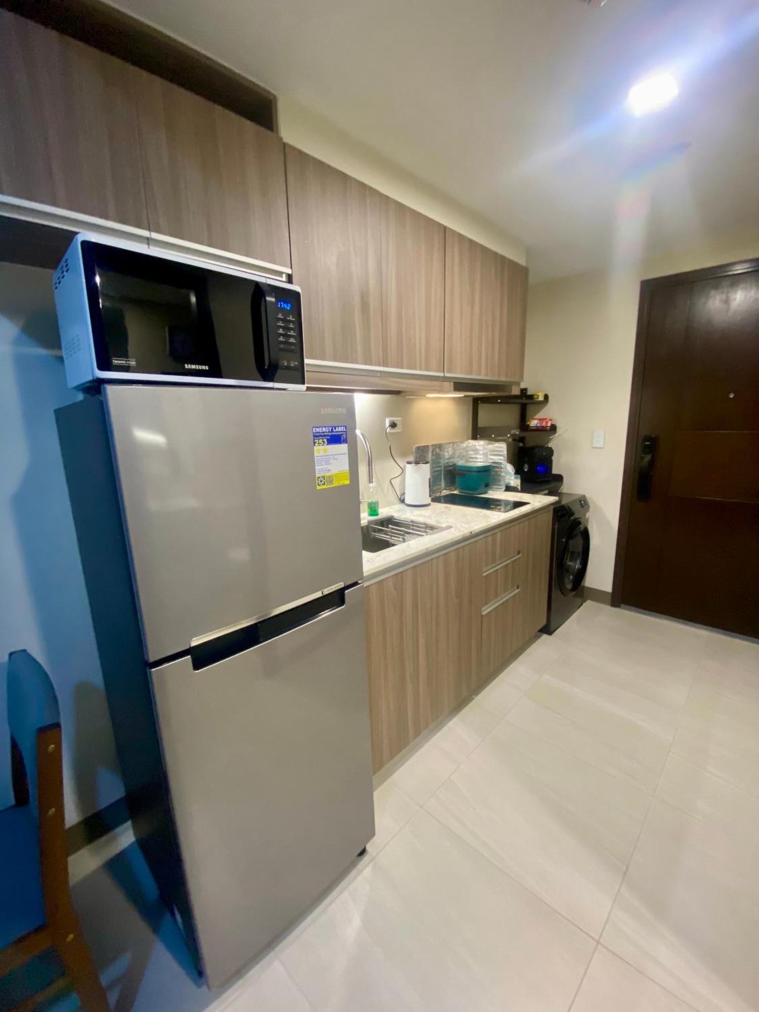 Park Mckinley West In Bgc Taguig