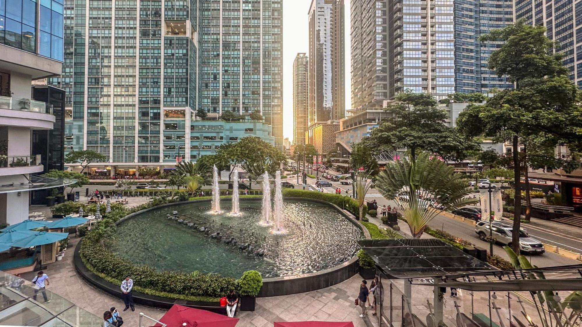 Forbeswood Parklane 1br With Golf View