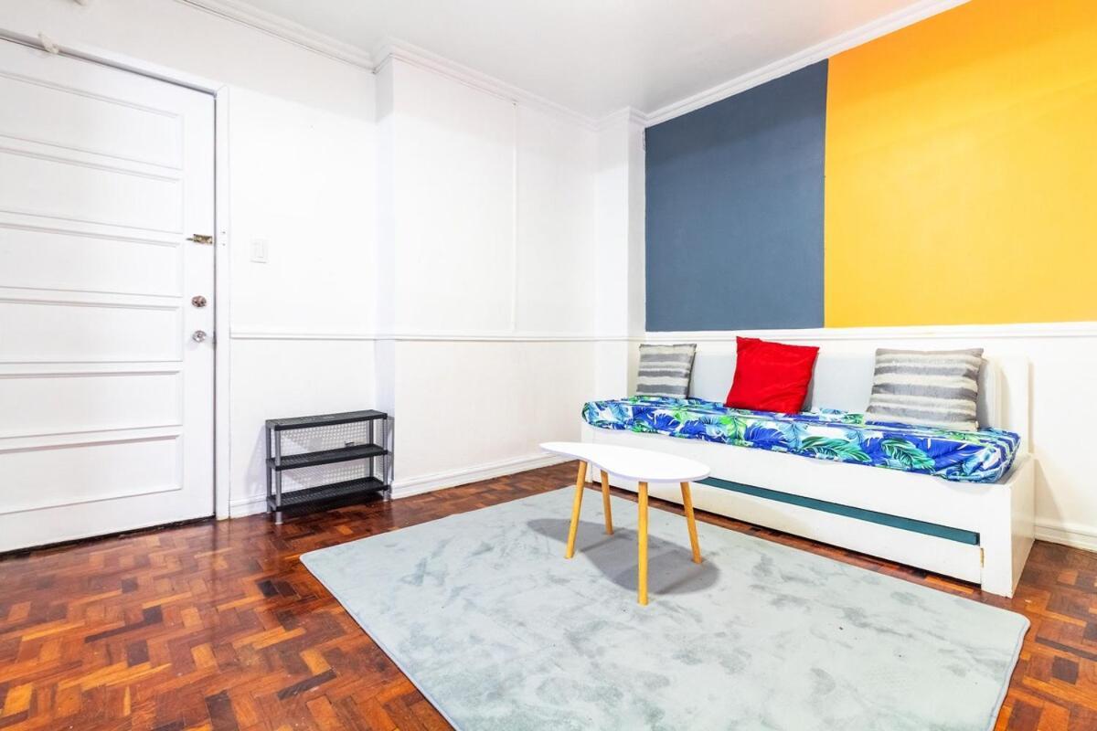 Stylish Hip In The Heart Of Poblacion, Apartamento