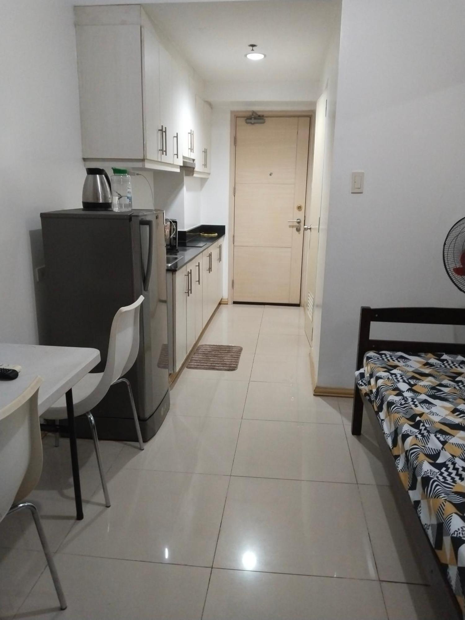 Hostel Moa Sea Condotel Manila