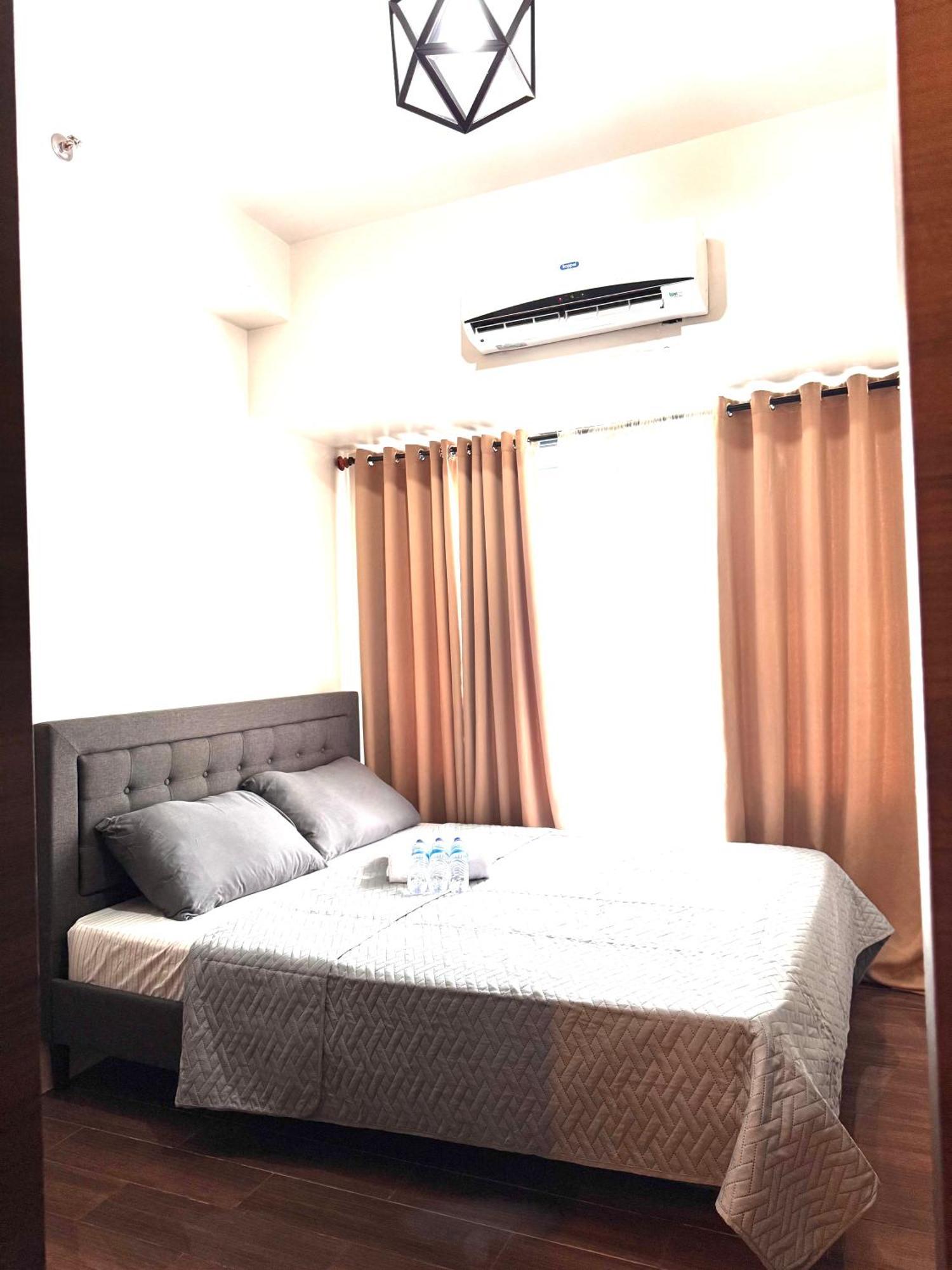 Makati Oasis The Air Residences #2148 Apartment Manila