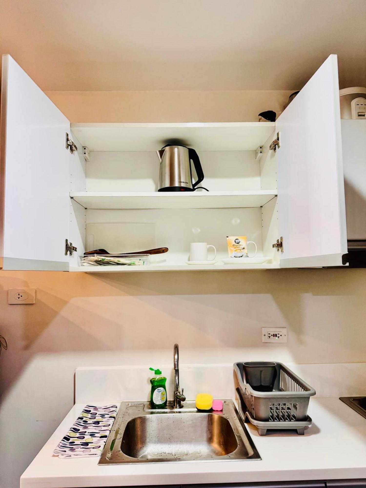 Makati Oasis The Air Residences #2148 *