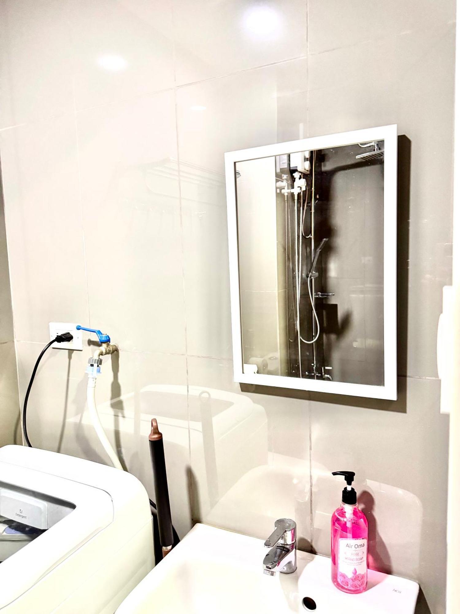 Makati Oasis The Air Residences #2148 Apartment
