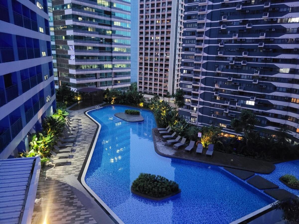 Air Tower B Rm 445 Elegant And Cosy Makati Condoxd Apartment *