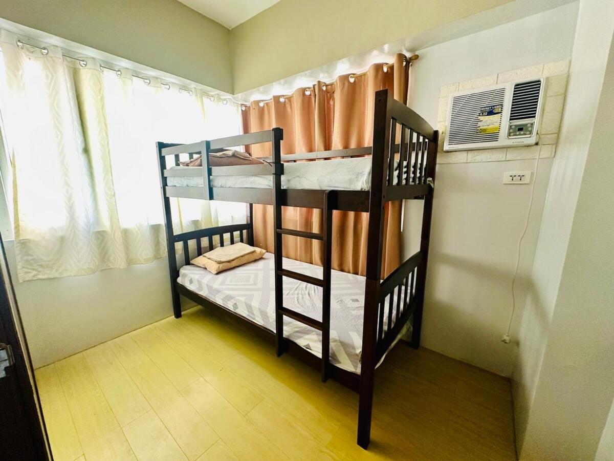 Apartment Unit For Big Groups With Videoke