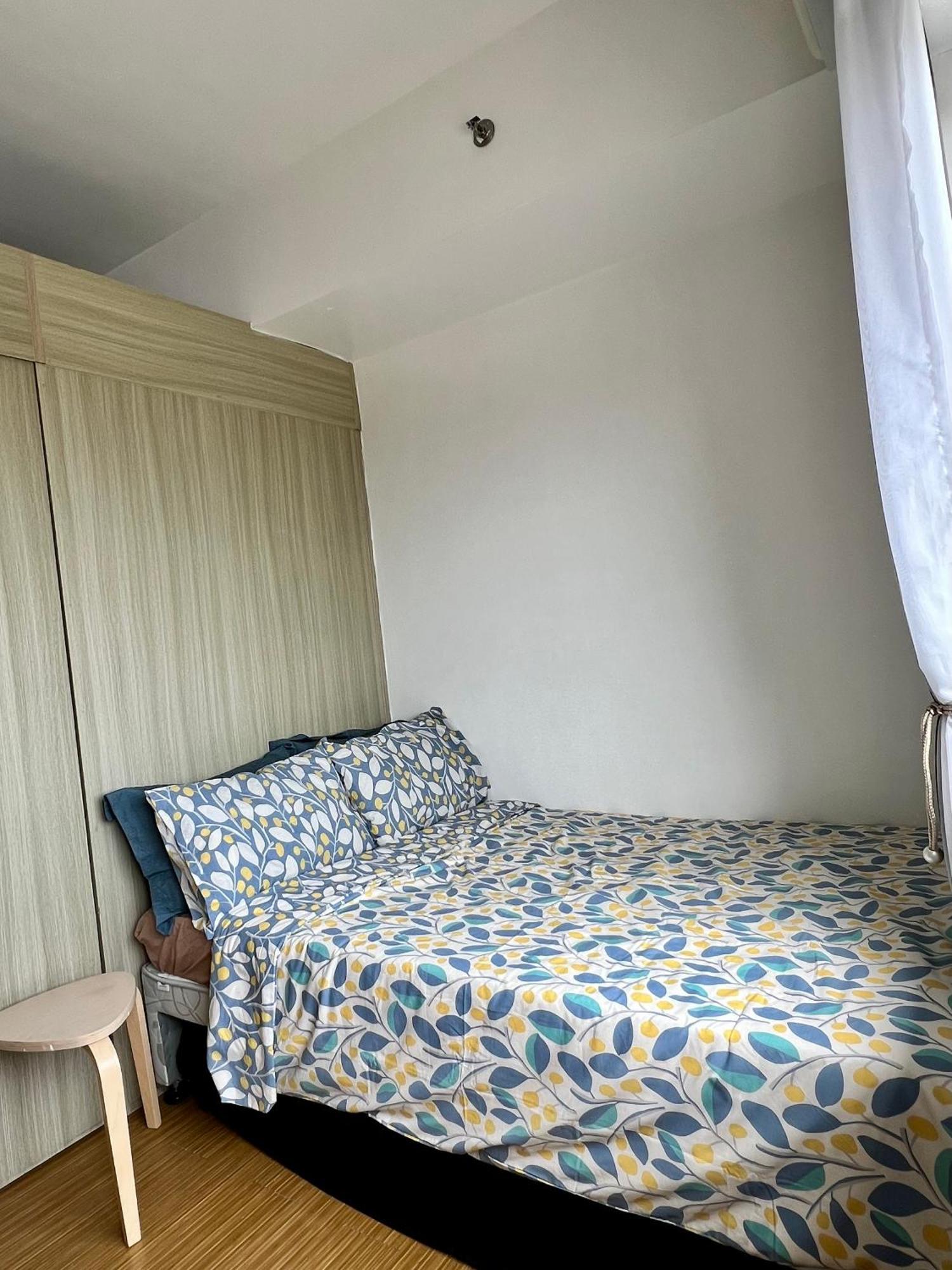 Apartment Taguig Grace Residences With Small Balcony Manila